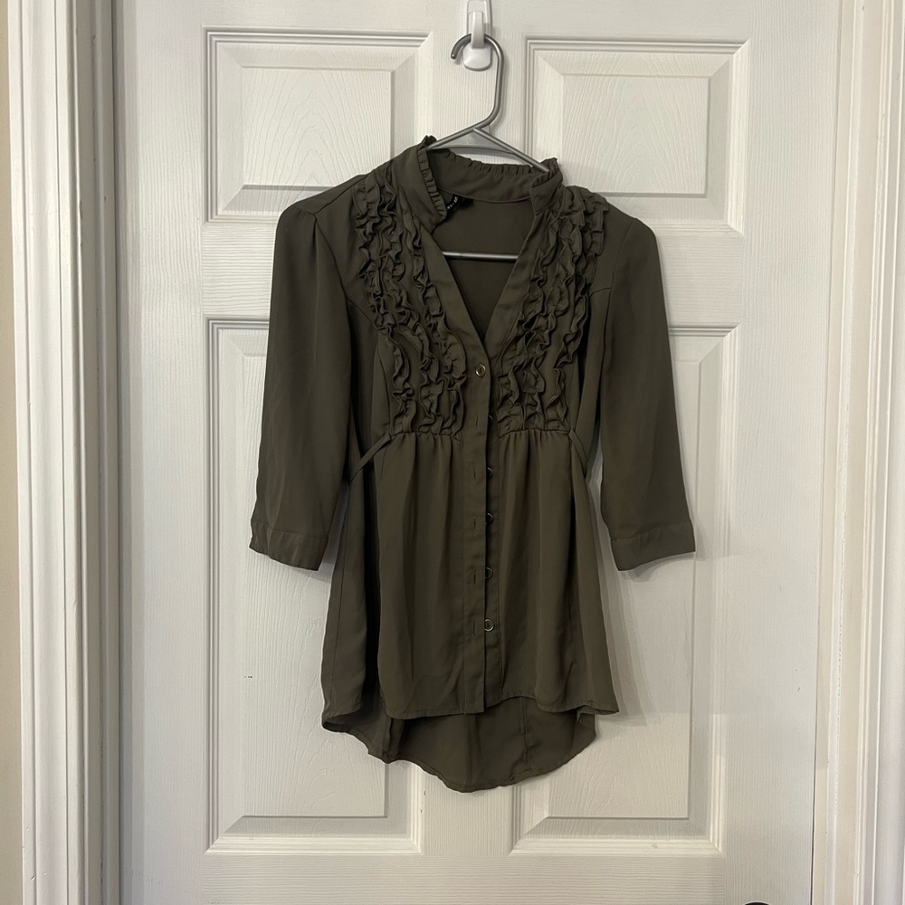 Olive Green 3/4 sleeve top Love Haight brand.